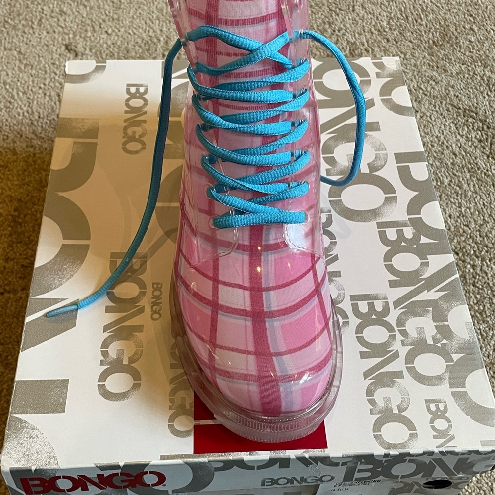 New women’s rain boots. $20. OBO